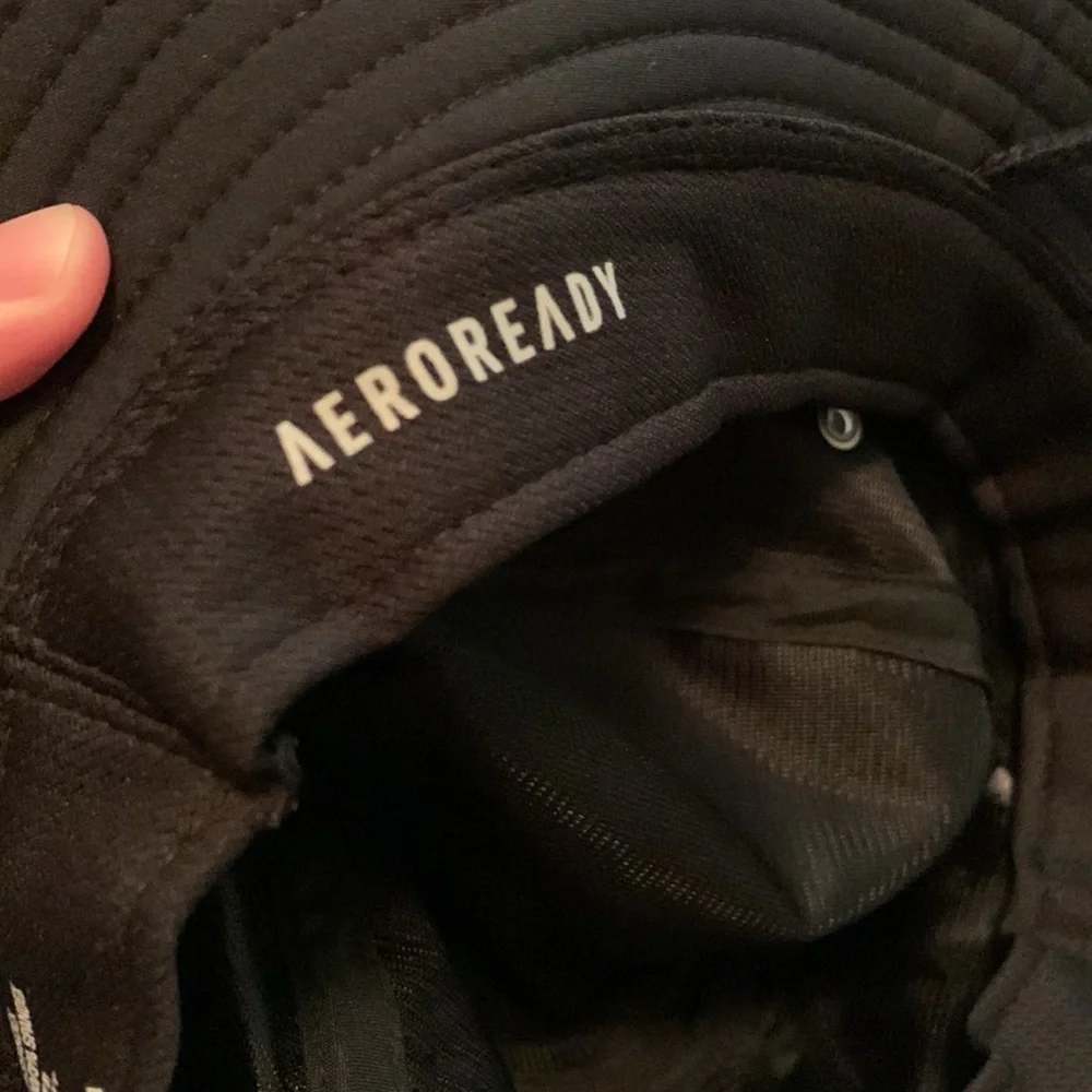 Adidas bucket hat
